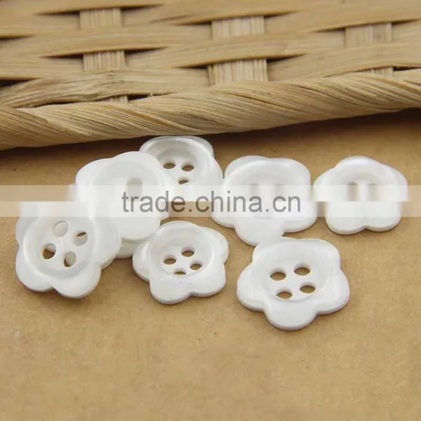 Resin Material Pearl White 2-Holes Flower Fancy Shirt Button For Ladies photo-2