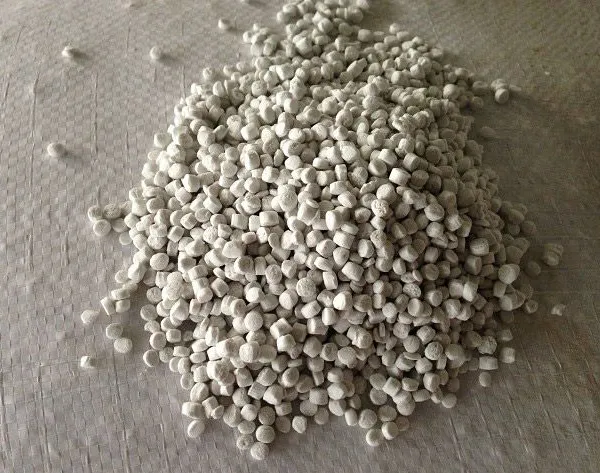 PP PE HDPE LDPE Carrier Defoaming Masterbatch Desiccant Masterbatch