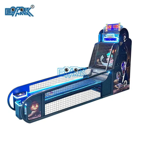 Ball Throwing Arcade Game Single Player Sports Skill Challenge Machine for FECs Arcades Shopping Malls and Indoor Amusement Centers
