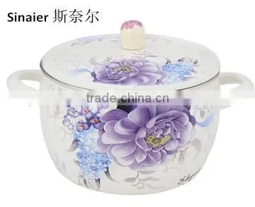 Fashinal Enamel Casserole With Decal Pattern