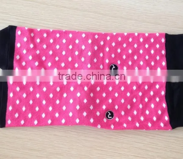 Stock Hot Sale Lovely Girls Hosiery Colorful Pink White Dots Crew Winter Sock photo-3