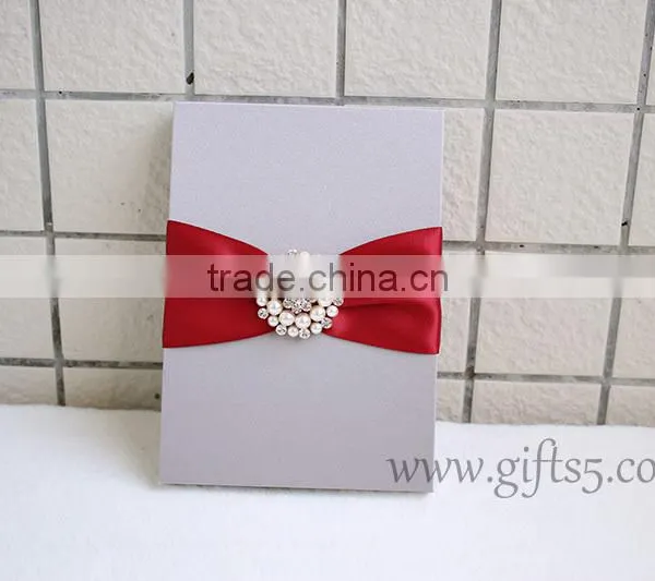 Elegant Grey Wedding Invitation Card Box With Brooch photo-3