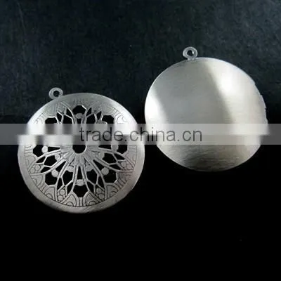 33MM Vintage Style Antiqued Silver Flower Engraved Filigree Round Photo Locket Pendants DIY Supplies 1113017 photo-2
