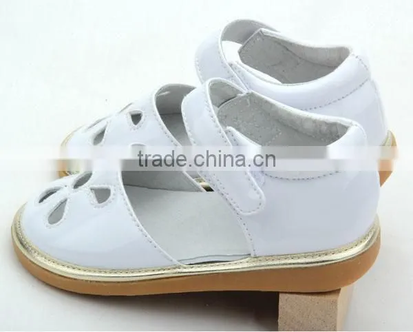Squeaky Shoes Children Shoes for Girl Wholesale School Shoes photo-3