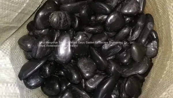 Black Pebbles photo-3