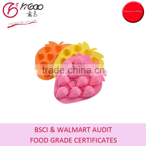 BPA Free Silicone Ice Cube, Strawberry Shaped