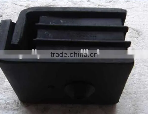 Truck Spare Part Eng Mounting Cushion for Heavin Dusty Truck UD RF8 Made From China photo-2