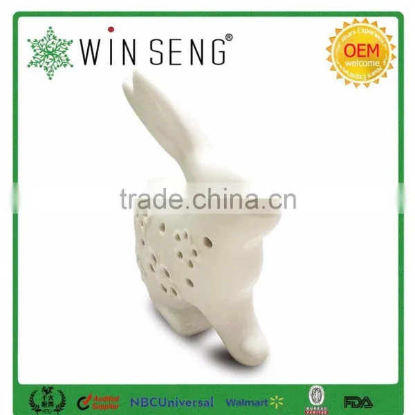 Porcelain Rabbit for Garden Decoration With Hollowed Out Shape photo-3