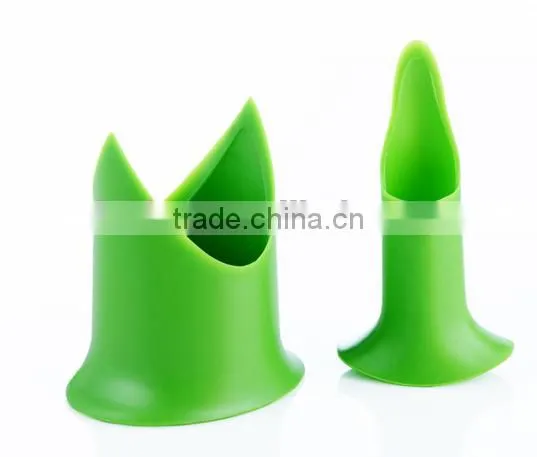Kichen Hand Tool Chili and Tomato Seed Remover photo-2