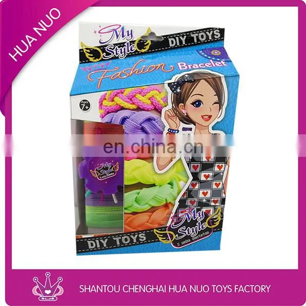 Little Girl Play DIY Shoelace Bracelet Set