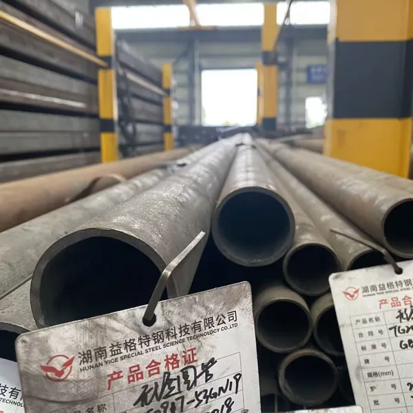 API 5L X52 Seamless Steel Pipe With 550MPa Yield Strength for Oil & Gas photo-4