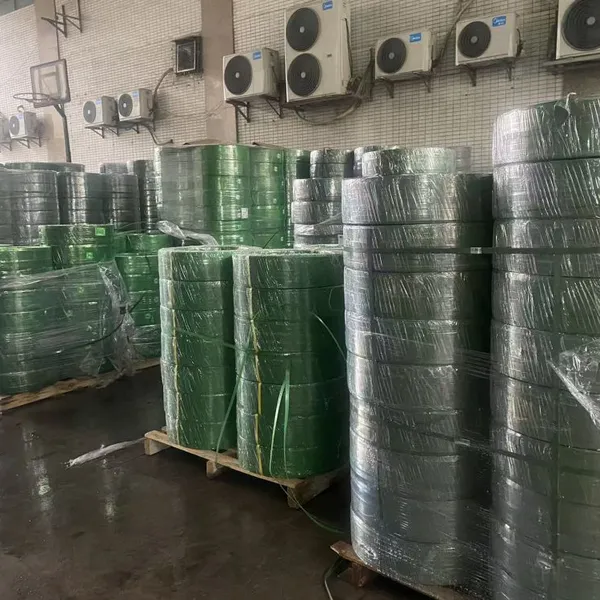 AAR Certified PET Strapping 600-800KG Pull Strength for different packing industries