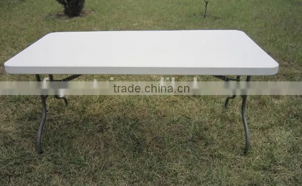 Bolw Molded Plastic Folding Table photo-5