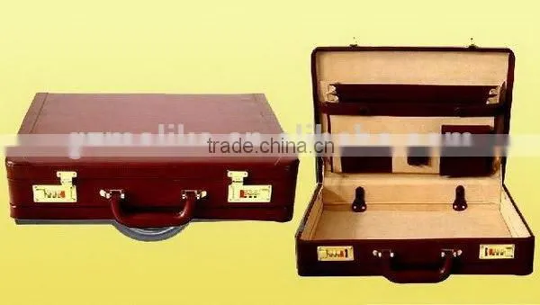Design Factory Direct Genuine Leather Suitcase photo-6