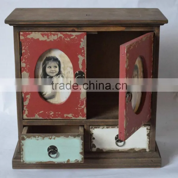 Antique Wooden Case With Photo Openings photo-2