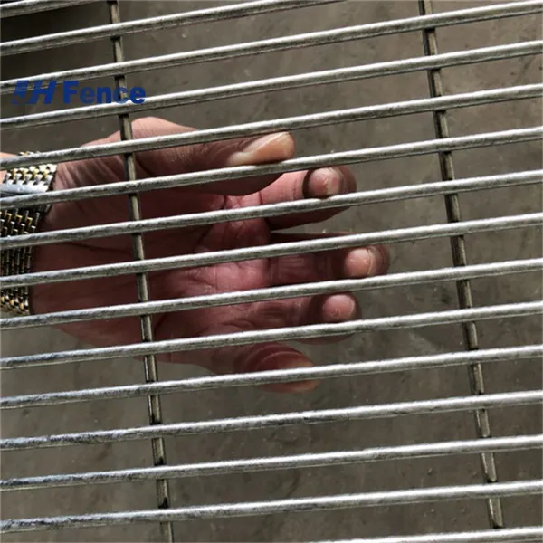 Galvanized Wire Mesh Roll Wire Fencing Anti Climb 358 Security Fencing photo-5