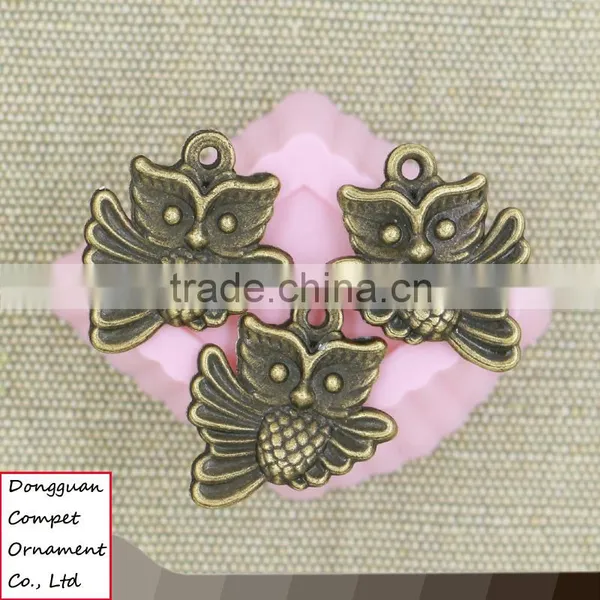 Wholesale Diy Accessories Green Bronze Zinc Alloy Jewelry Wings Owl Pendant photo-2