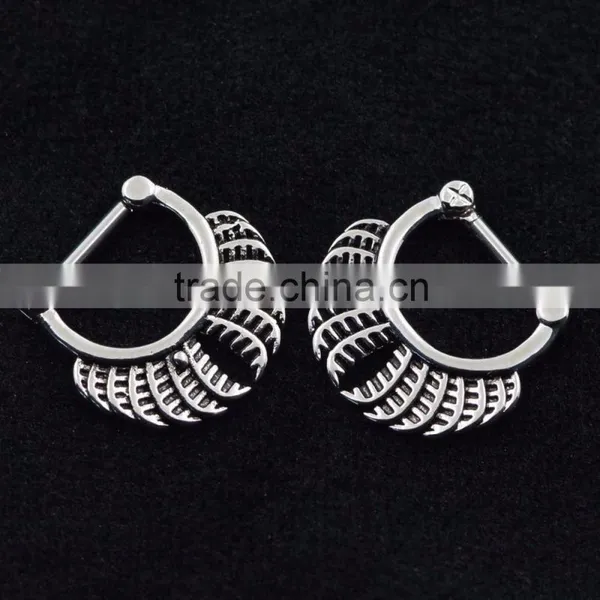 Septum Clicker Black Feather Wings Stainless Steel Nose Ring photo-2