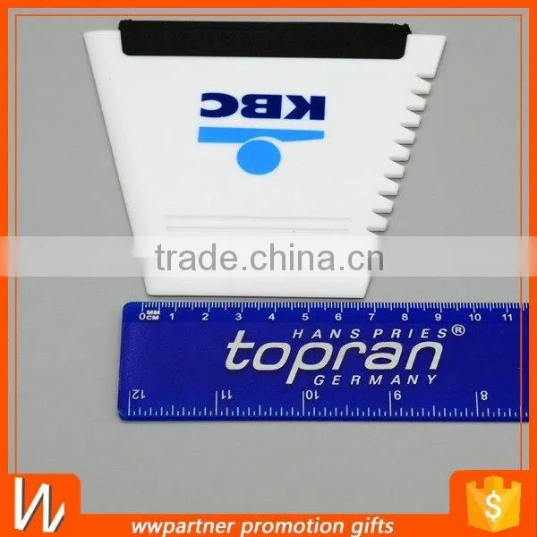 Custom Irregular Plastic Ice Scraper With Rubber Blade photo-2