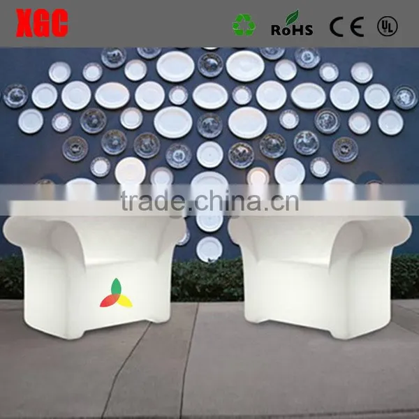 2017 Latest Modern Leisure Plastic Sofa and Table for Sale photo-2