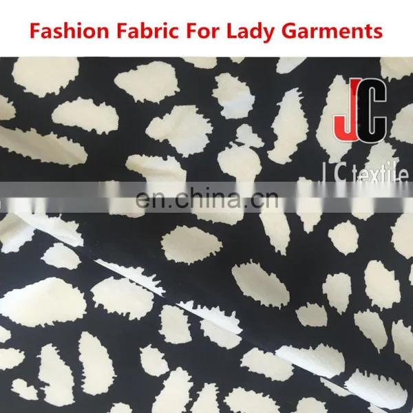 Raw Material Design 100% Rayon Hand Silk Soft Fabric Poplin Printed Cloth Material Fabric photo-4