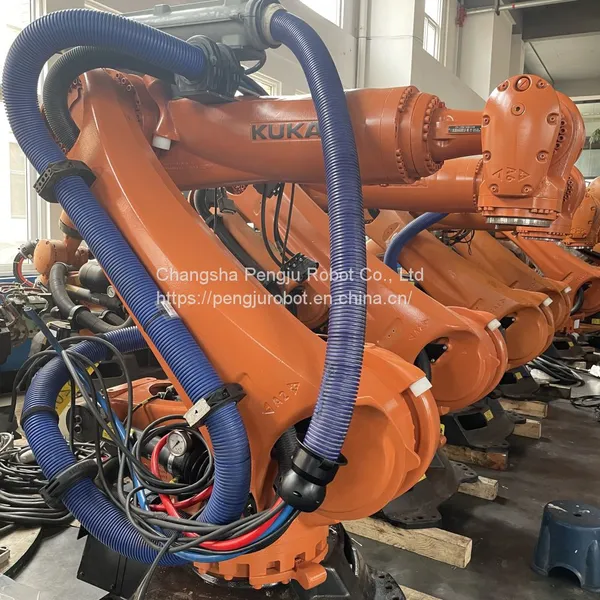 Second-hand Kuka Robot KR210 Second-hand Welding Robot Arm Span 2700mm Load 210kg photo-2