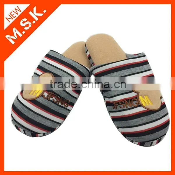 Cheap Classic High Quality Warm Good-looking Indoor Slipper For Men and Women