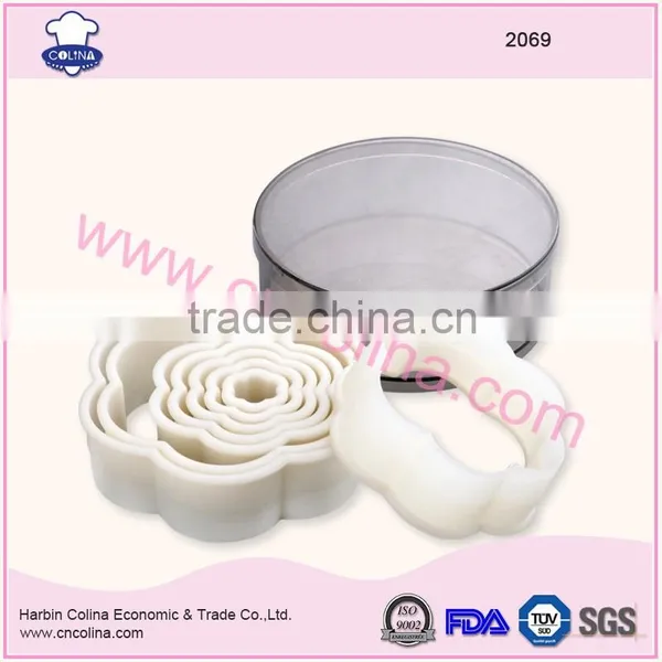 Plastic Biscuit Cutter Smooth Edge Nylon Flower Shape Cookie Cutter photo-2
