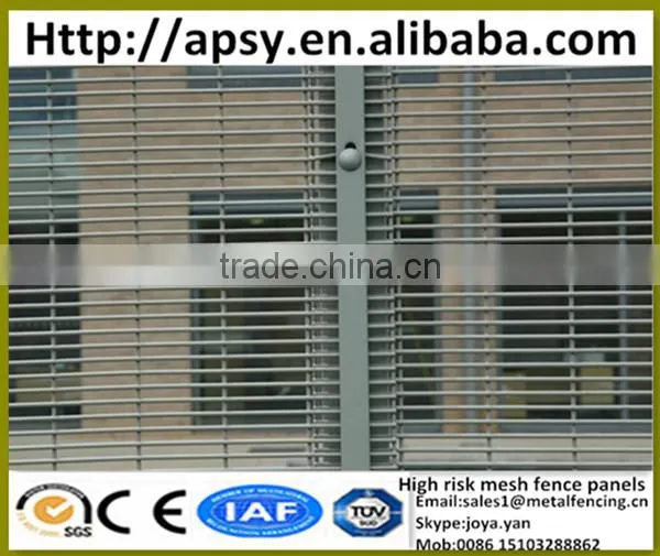 Hot Sale High Security Barriers Solid H Post Supported 4mm Steel Wire Welded Thin Than Finges Grills Mesh Fence Panels photo-4