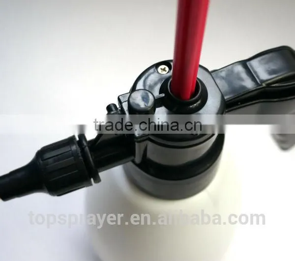 2L Garden High Quality Manual Sprayer photo-3