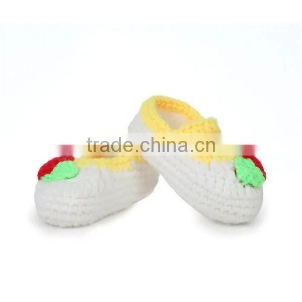 High Quality Fine Workmanship Hand Made Baby Crochet Wool Shoes photo-5