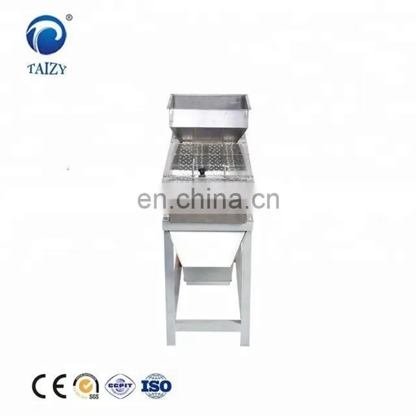 Dry Way Dry Type Roasted Nut Soybean Groundnut Red Skin Peeler Machine Peanut Peeling Machine photo-4