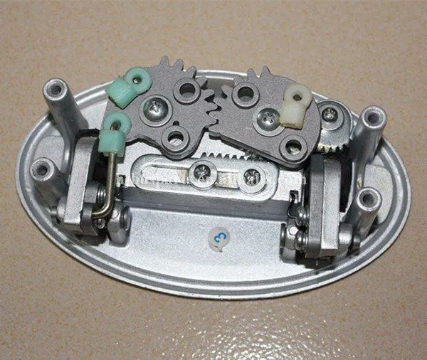 Passenger Luggage Handle Door Lock for Kinglong Daewoo Higer Zhongtong Bus photo-3