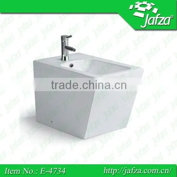1734 Sanitary Ware Washdown One Piece Toilet photo-2