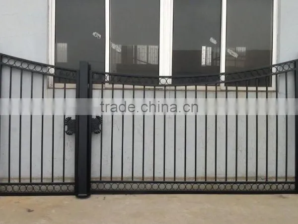 Heavy Duty Powder Coated Iron Tree Driveway Gate photo-2