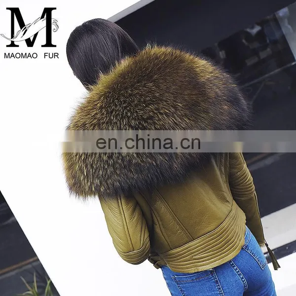 Best Quality Western Coat With Big Raccoon Fur Collar Winter Sheepskin Coat Women Fur photo-6