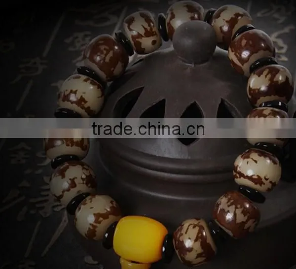 Tibetan Buddhism Flower Bodhi Root Beeswax Tassel Prayer Beads Bracelet photo-2