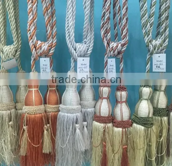 China Supplier Tassel Fringe Polyester Tassel photo-3