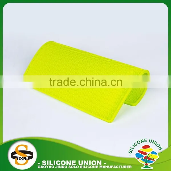 Silicone Kitchenware Tool for Wholesales Silicone Egg Tool photo-3