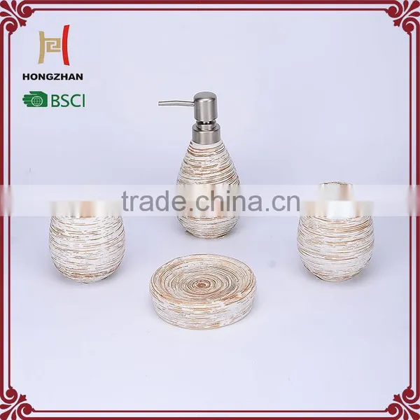 Ceramic Bathroom Set photo-2