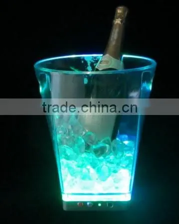 Small Led Lighted Factory Plastic Ice Bucket photo-3