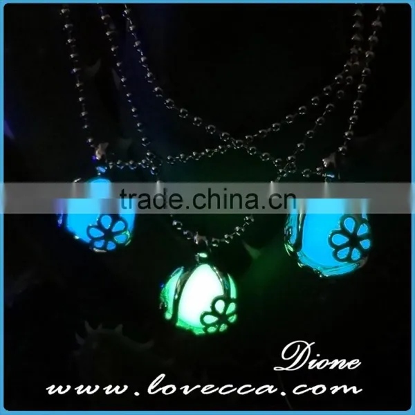 How Cool!! Glowing Magic Heart Locket Stone Pendants Lights Up In The Dark photo-5