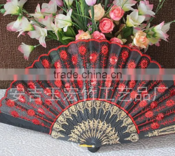 Plastic Lace Hand Fan With Embroidery Peacock Design photo-2
