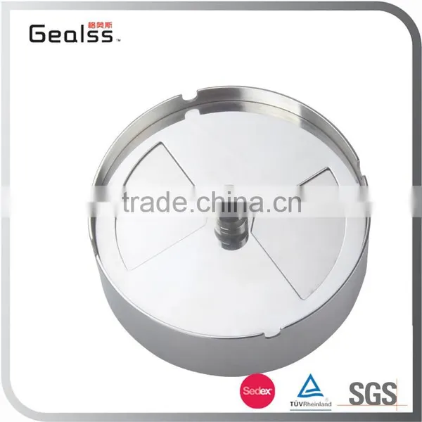 Solid Metal Spinning Cigarette Ashtray With Lid photo-3