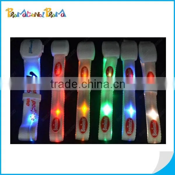 Led remote controlled bracelet wristband