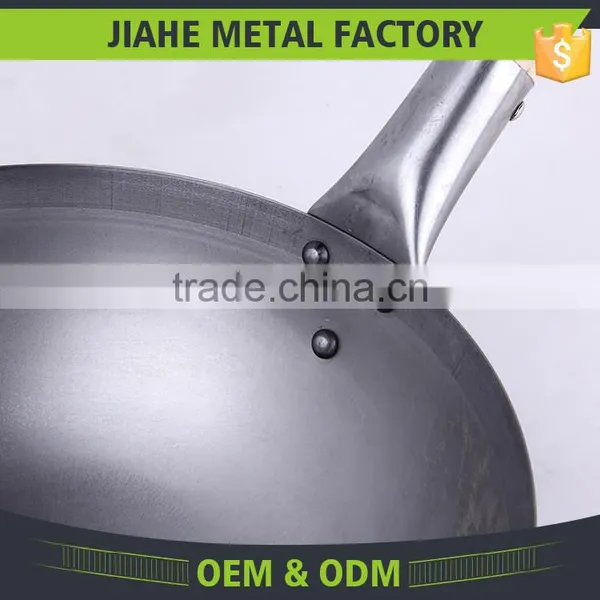 Silvery Wooden Single Handle Wok Kitchen Cookware Set photo-2