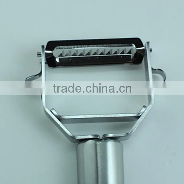 Good Quality Stainless Steel Manual Carrot Peeler photo-4