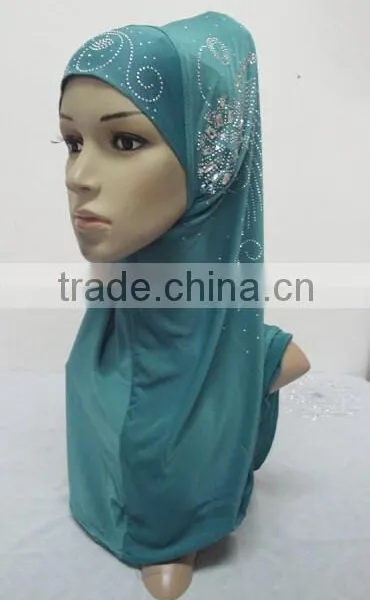 H252 Latest Muslim Hijab With Rhinestone and Crystals photo-3