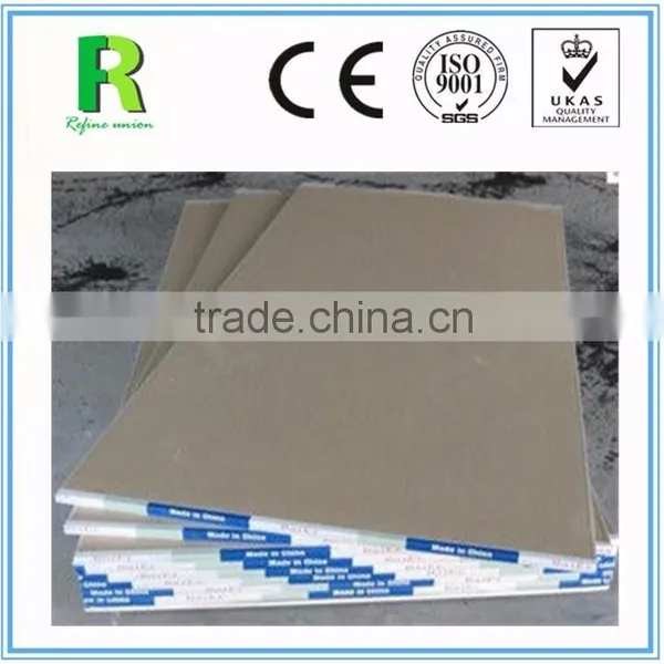 High Quality Flame Retardant PVC Laminated Gypsum Ceiling Tile photo-2
