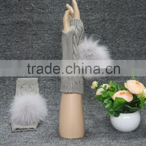 Women Knitted Wool Fingerless Gloves Fox Fur Wool Gloves Driving Wool Gloves photo-2
